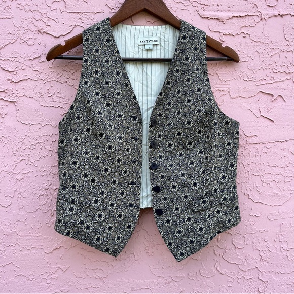 Ann Taylor Vest Waistcoat Size 8 - Picture 2 of 8